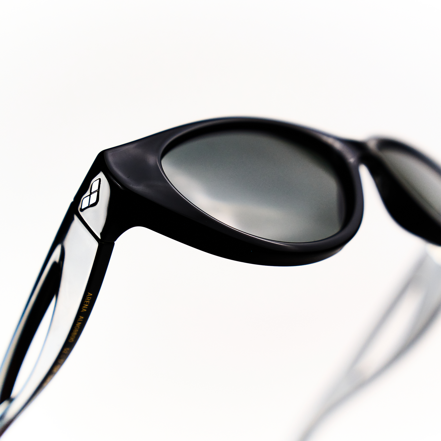SIRENA-Arena Eyewear by FLUXUS