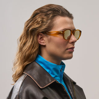 Ninfa#Color_Montatura Amber con Lente Gold Mirror