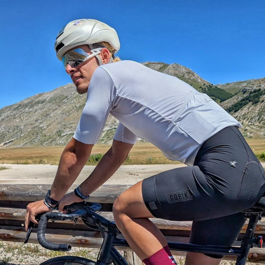 Sport Sunglasses Built to Last: Frame Flex, Hinge Types and Field Repairability