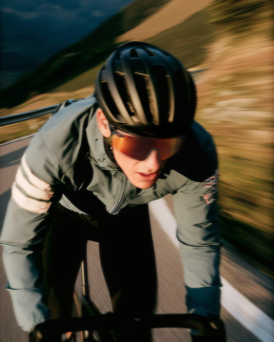 Occhiali da Ciclismo 2025: Guida Definitiva per L'Atleta