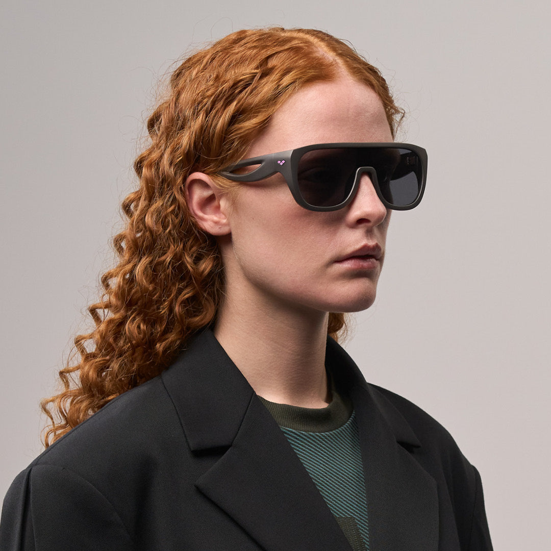 Albatro#Color_Montatura Titanium con Lente Grey