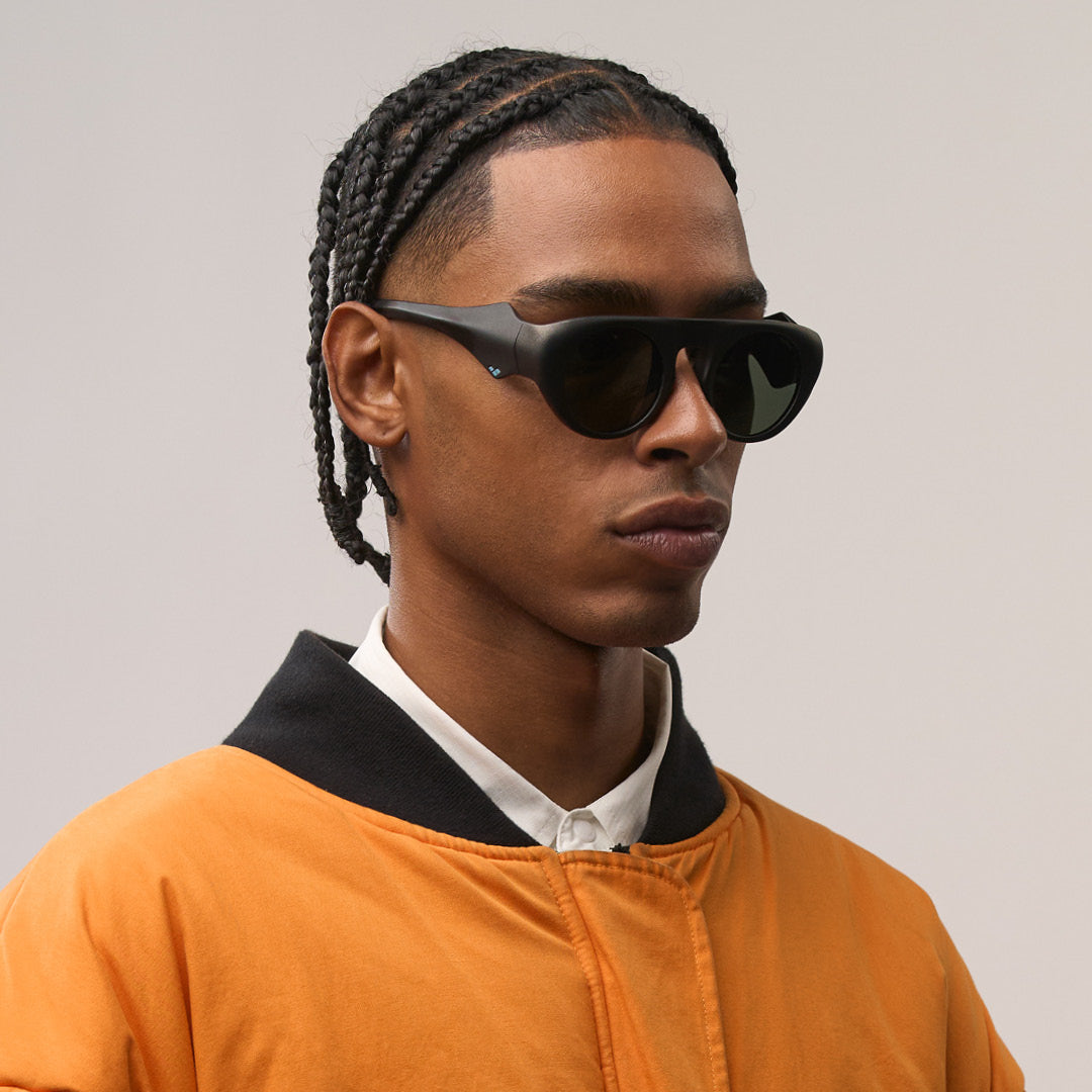 Diamanta#Color_Montatura Black Especial con Lente Grey Polarized