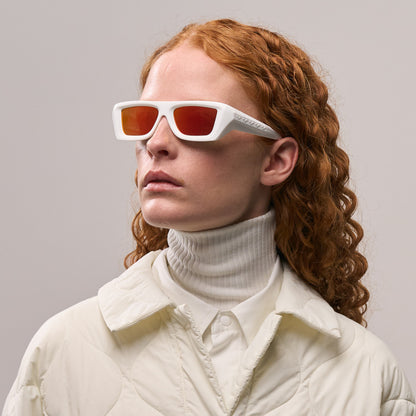 Flywave#Color_Montatura Gloss White con Lente Red Mirror