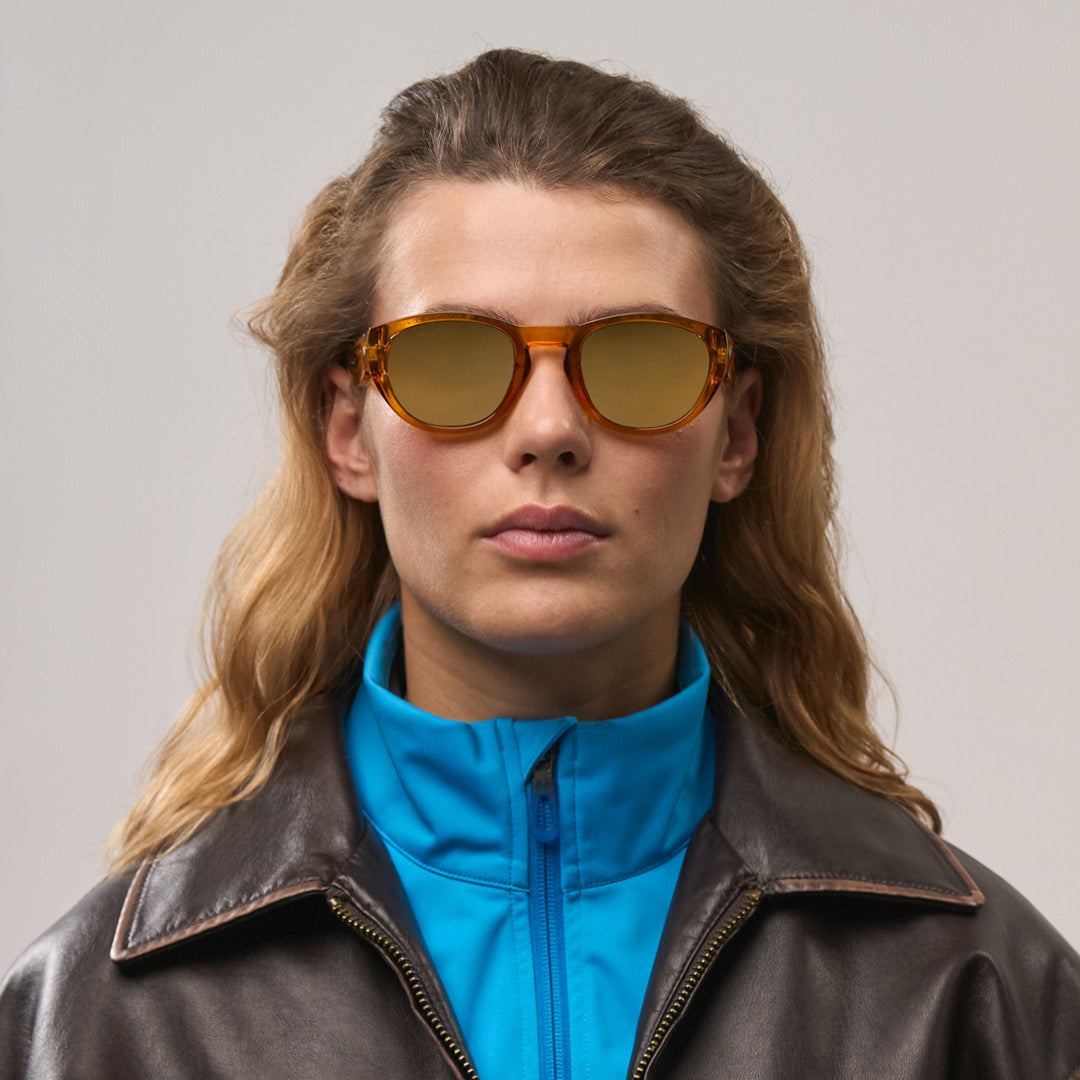 Ninfa#Color_Montatura Amber con Lente Gold Mirror